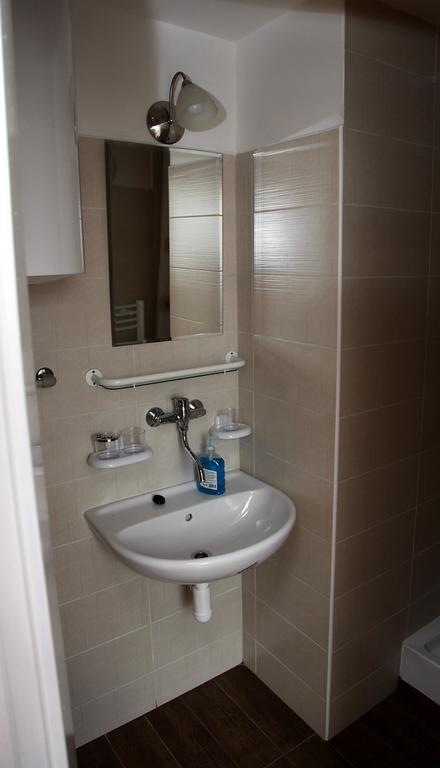 Apartman Skalka Mnichovo Hradiste Exterior photo